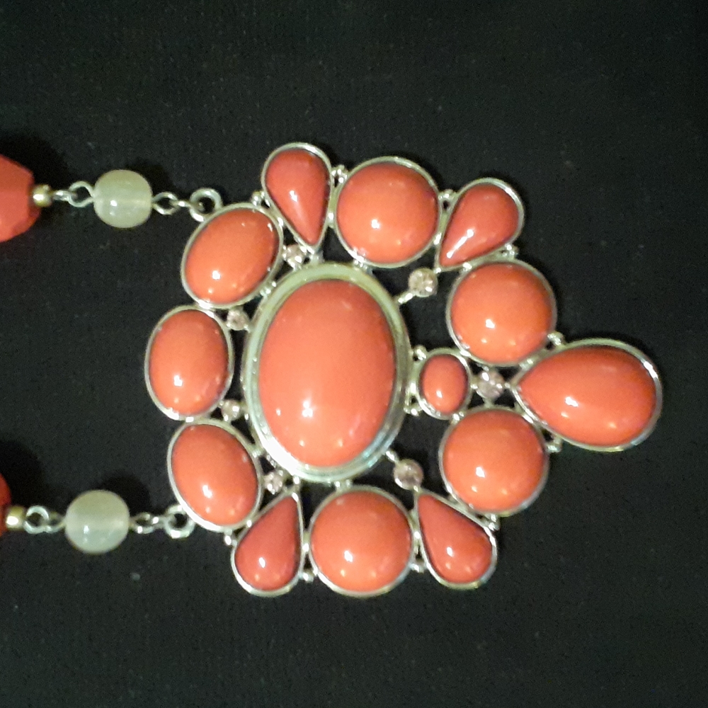 Two necklaces - Picture 3 of 3